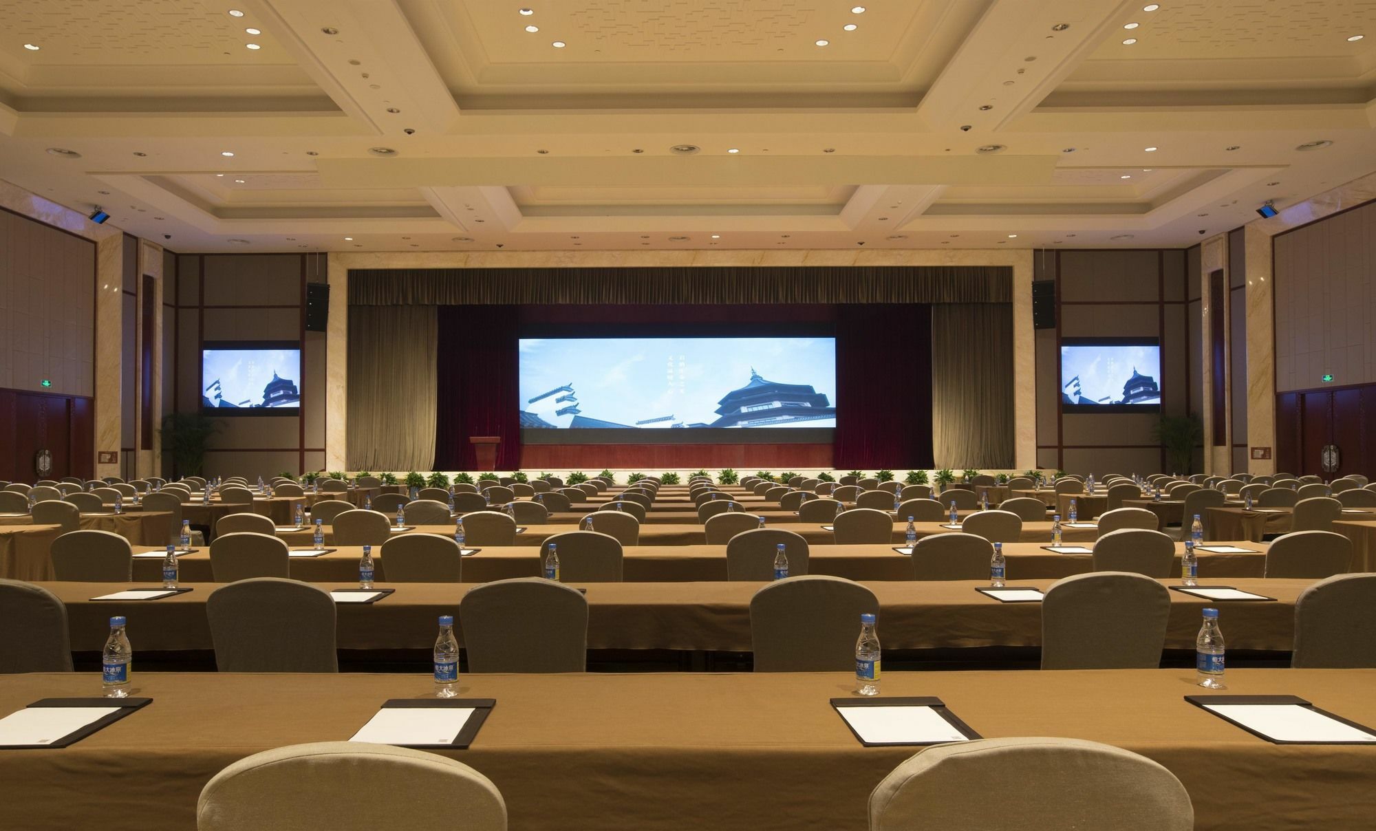 Ovation Seven-Cultivation Hotel Langfang Exterior photo